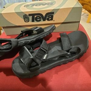 Teva unisex Storm sandals mens sz 10m